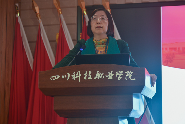 我校学工系统召开3月份工作例会(图5)